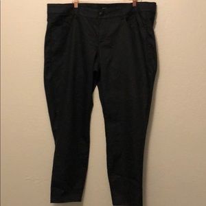 Black torrid pants that have a sparkle design